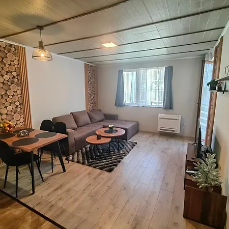 Sunny Mountain View Kometa Apartament