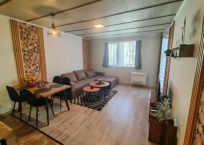 Sunny Mountain View Kometa Apartament