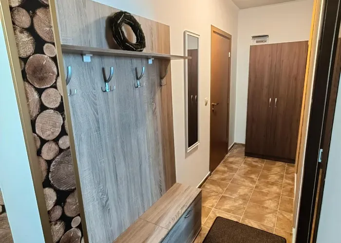 Sunny Mountain View Kometa Pamporowo